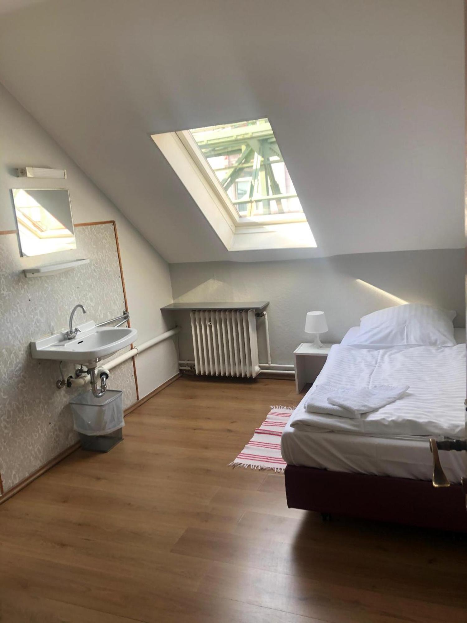 Hotel Schwaferts Wuppertal Bilik gambar